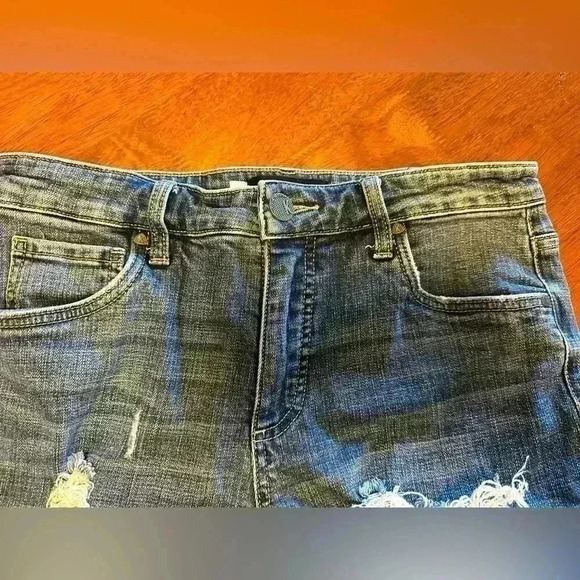 Kut from the Kloth jeans - Picture 7 of 10